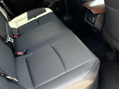 2024 Toyota Venza XLE   - Photo 33 - McKinney, TX 75070
