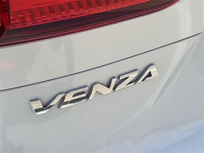2024 Toyota Venza XLE   - Photo 15 - McKinney, TX 75070
