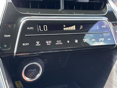 2024 Toyota Venza XLE   - Photo 25 - McKinney, TX 75070