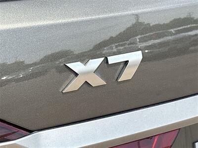 2022 BMW X7 M50i   - Photo 11 - McKinney, TX 75070