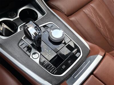 2022 BMW X7 M50i   - Photo 26 - McKinney, TX 75070