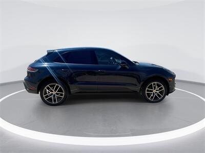 2022 Porsche Macan   - Photo 9 - McKinney, TX 75070