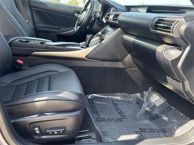 2018 Lexus IS 350   - Photo 34 - McKinney, TX 75070