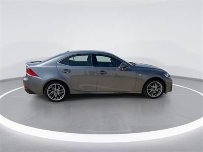2018 Lexus IS 350   - Photo 9 - McKinney, TX 75070