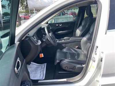 2022 Volvo XC60 B5 Inscription   - Photo 32 - McKinney, TX 75070