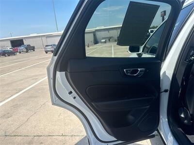 2022 Volvo XC60 B5 Inscription   - Photo 24 - McKinney, TX 75070