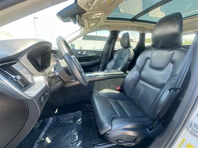 2022 Volvo XC60 B5 Inscription   - Photo 18 - McKinney, TX 75070