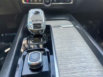 2022 Volvo XC60 B5 Inscription   - Photo 14 - McKinney, TX 75070