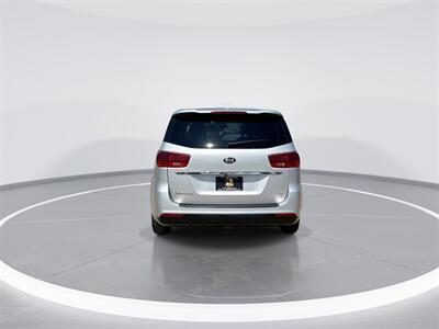 2020 Kia Sedona LX   - Photo 7 - McKinney, TX 75070