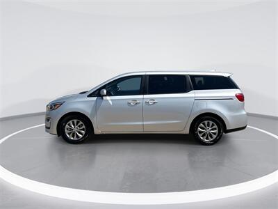 2020 Kia Sedona LX   - Photo 5 - McKinney, TX 75070