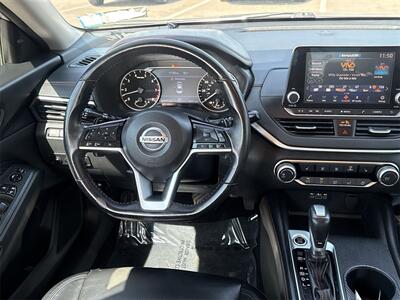 2020 Nissan Altima 2.5 SR   - Photo 21 - McKinney, TX 75070