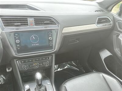 2021 Volkswagen Tiguan 2.0T SE R-Line Black   - Photo 22 - McKinney, TX 75070