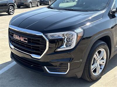 2024 GMC Terrain SLE   - Photo 15 - McKinney, TX 75070