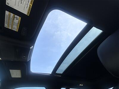 2022 Ford F-350SD Lariat DRW   - Photo 29 - McKinney, TX 75070