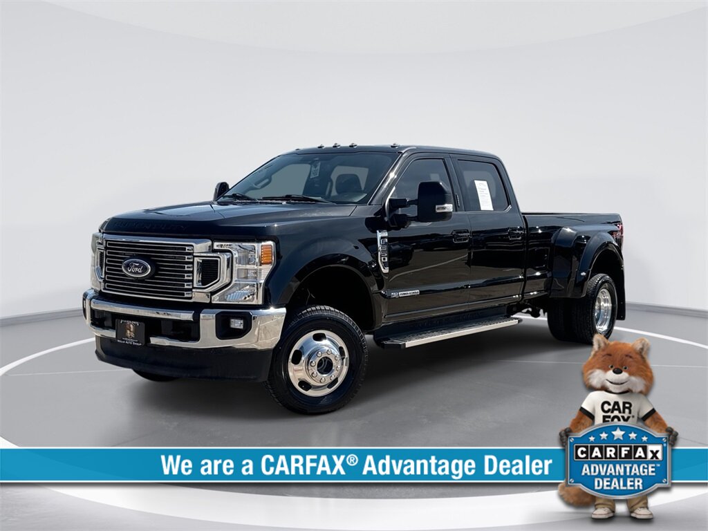 2022 Ford F-350SD Lariat DRW - Photo 1 - McKinney, TX 75070