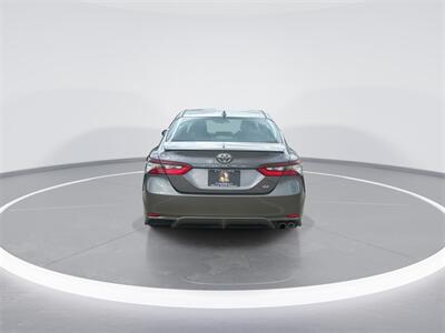 2021 Toyota Camry SE   - Photo 7 - McKinney, TX 75070