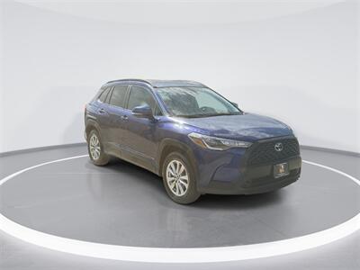 2022 Toyota Corolla Cross LE   - Photo 2 - McKinney, TX 75070