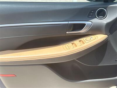 2021 Hyundai Sonata Limited   - Photo 19 - McKinney, TX 75070