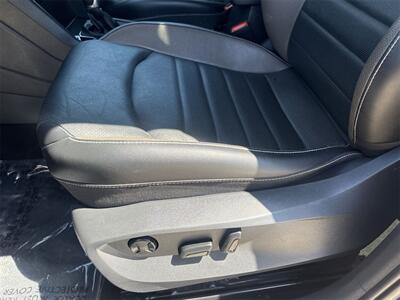 2022 Volkswagen Taos 1.5T SEL   - Photo 18 - McKinney, TX 75070