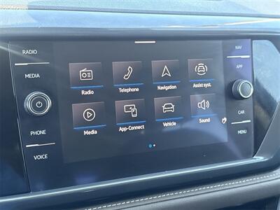 2022 Volkswagen Taos 1.5T SEL   - Photo 25 - McKinney, TX 75070