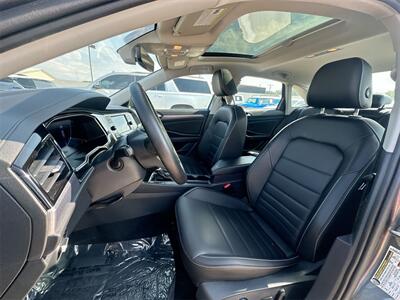 2024 Volkswagen Jetta 1.5T SE   - Photo 25 - McKinney, TX 75070