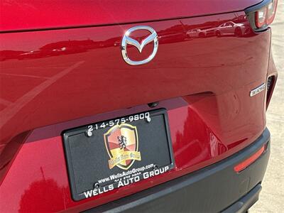 2024 Mazda CX-50 2.5 S Premium Plus Package   - Photo 10 - McKinney, TX 75070
