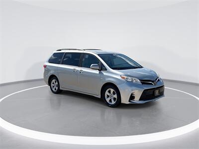 2019 Toyota Sienna LE 8 Passenger - Photo 2 - McKinney, TX 75070