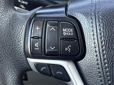 2019 Toyota Sienna LE 8 Passenger - Photo 10 - McKinney, TX 75070