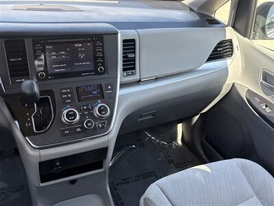 2019 Toyota Sienna LE 8 Passenger - Photo 22 - McKinney, TX 75070