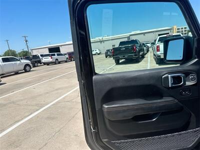 2023 Jeep Gladiator Mojave   - Photo 34 - McKinney, TX 75070
