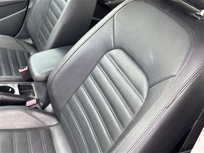 2018 Volkswagen Passat 2.0T SEL Premium   - Photo 17 - McKinney, TX 75070