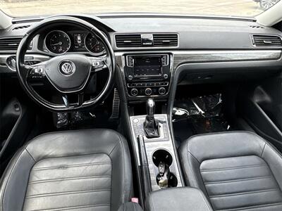2018 Volkswagen Passat 2.0T SEL Premium   - Photo 20 - McKinney, TX 75070