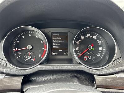2018 Volkswagen Passat 2.0T SEL Premium   - Photo 23 - McKinney, TX 75070