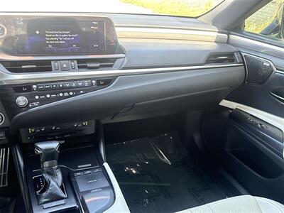 2021 Lexus ES 350 F Sport   - Photo 22 - McKinney, TX 75070