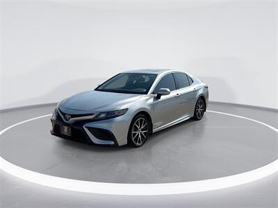 2023 Toyota Camry Hybrid SE   - Photo 4 - McKinney, TX 75070