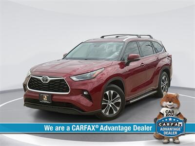 2022 Toyota Highlander XLE   - Photo 1 - McKinney, TX 75070