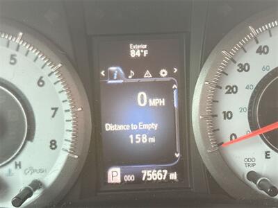 2017 Toyota Sienna SE 8 Passenger   - Photo 17 - McKinney, TX 75070