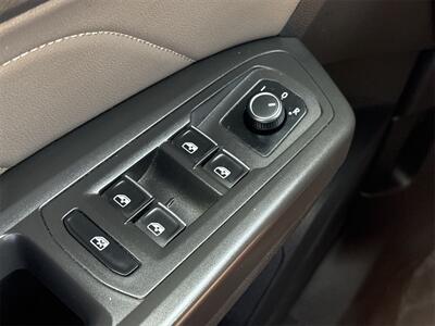 2022 Volkswagen Atlas 3.6L V6 SE w/Technology   - Photo 14 - McKinney, TX 75070