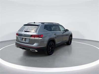 2022 Volkswagen Atlas 3.6L V6 SE w/Technology   - Photo 8 - McKinney, TX 75070