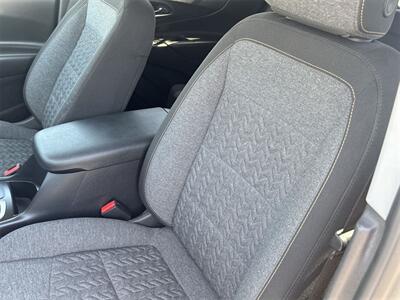 2024 Chevrolet Equinox LT   - Photo 17 - McKinney, TX 75070