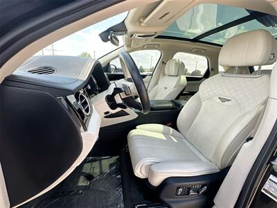2021 Bentley Bentayga V8   - Photo 28 - McKinney, TX 75070