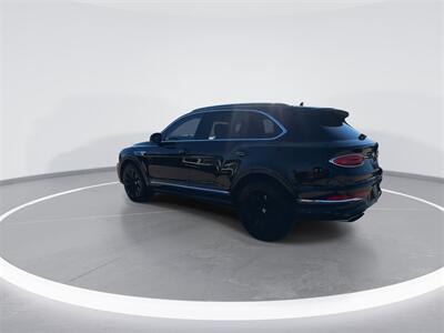 2021 Bentley Bentayga V8   - Photo 4 - McKinney, TX 75070