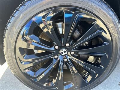 2021 Bentley Bentayga V8   - Photo 81 - McKinney, TX 75070