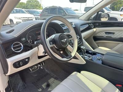 2021 Bentley Bentayga V8   - Photo 26 - McKinney, TX 75070