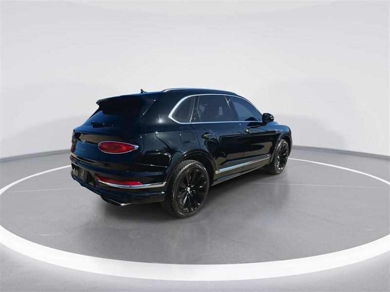 2021 Bentley Bentayga V8  