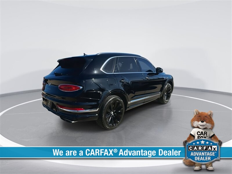 2021 Bentley Bentayga V8  