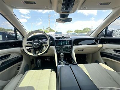 2021 Bentley Bentayga V8   - Photo 29 - McKinney, TX 75070