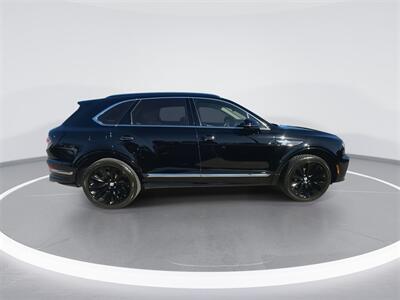 2021 Bentley Bentayga V8   - Photo 9 - McKinney, TX 75070