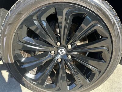 2021 Bentley Bentayga V8   - Photo 83 - McKinney, TX 75070