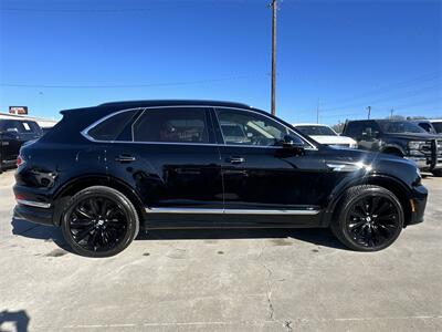 2021 Bentley Bentayga V8   - Photo 50 - McKinney, TX 75070